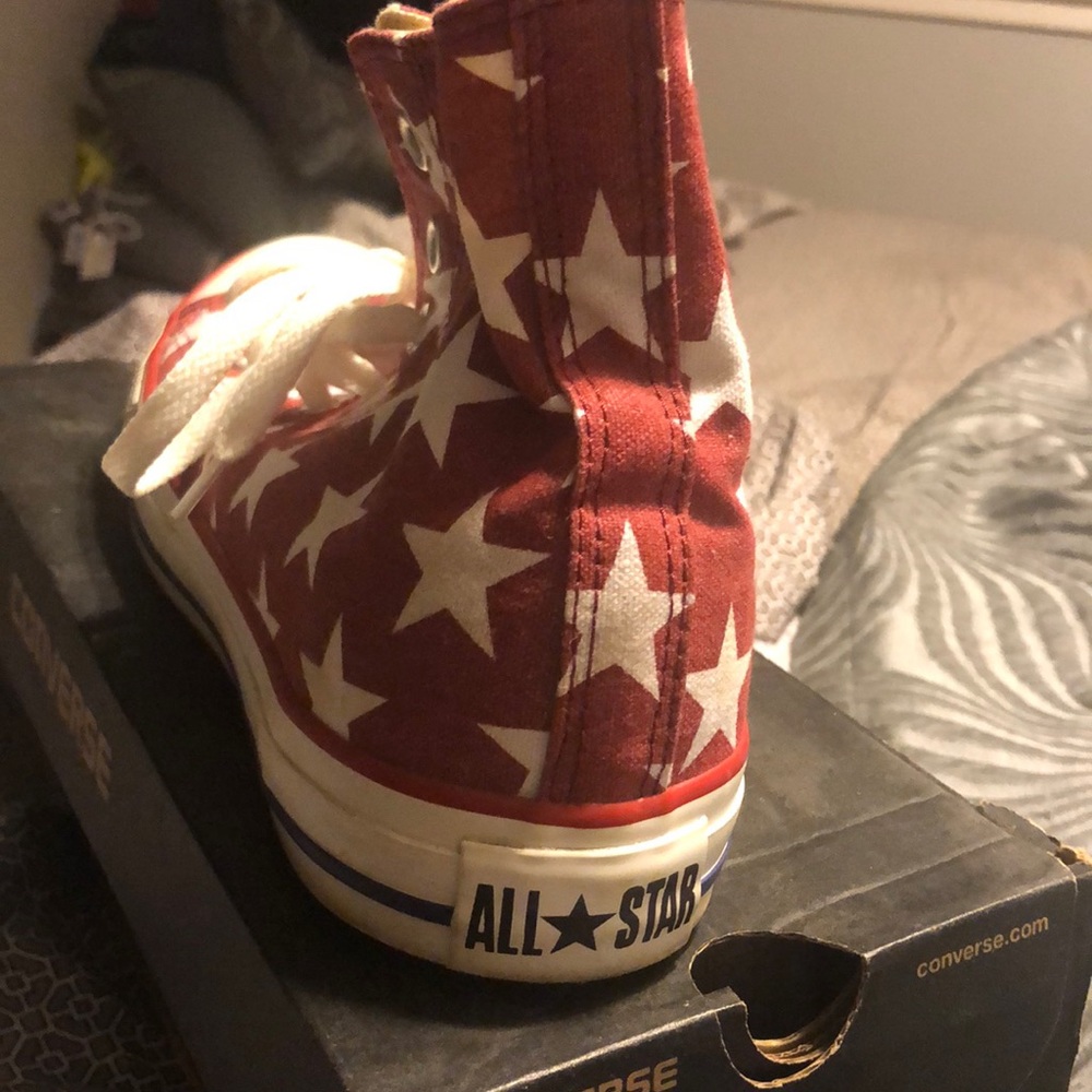 Converse - Picture 3 of 3